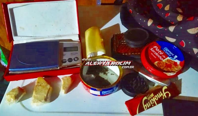 Polícia Militar fecha boca de fumo em Alto Alegre e prende acusado de traficar drogas Polícia Militar fecha boca de fumo em Alto Alegre e prende acusado de traficar drogas