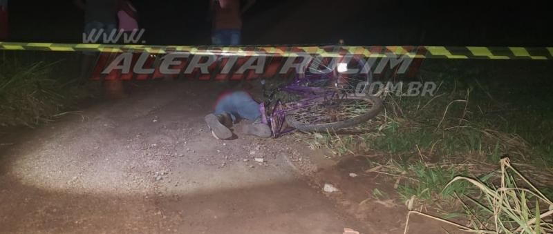 ATUALIZADA - Homem é executado com tiros na cabeça em Rolim de Moura ATUALIZADA - Homem é executado com tiros na cabeça em Rolim de Moura