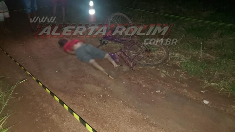 ATUALIZADA - Homem é executado com tiros na cabeça em Rolim de Moura ATUALIZADA - Homem é executado com tiros na cabeça em Rolim de Moura