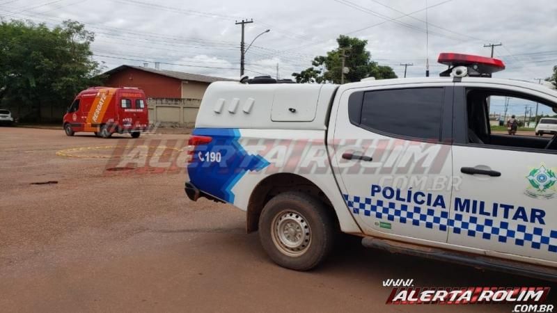 Violenta colisão entre dois veículos é registrada no Bairro Planalto em Rolim de Moura
