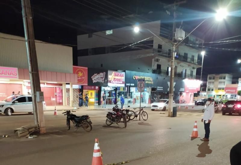 Ação de conscientização foi realizada no centro de Rolim de Moura pelo Detran e Fiscalização Sanitária Ação de conscientização foi realizada no centro de Rolim de Moura pelo Detran e Fiscalização Sanitária