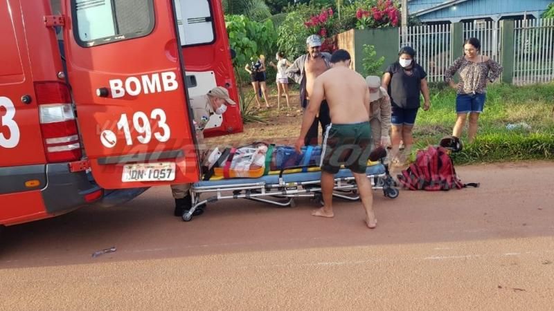 Condutor perde dois dedos do pé após colisão entre duas motos no Bairro Jardim Tropical em Rolim de Moura Condutor perde dois dedos do pé após colisão entre duas motos no Bairro Jardim Tropical em Rolim de Moura