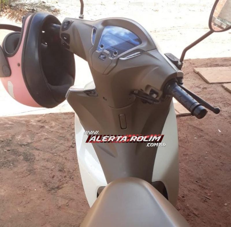 Moto furtada é recuperada durante serviço em conjunto entre a Polícia Militar de Cacoal e Rolim de Moura Moto furtada é recuperada durante serviço em conjunto entre a Polícia Militar de Cacoal e Rolim de Moura