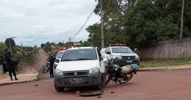 Motociclista perde a vida após grave acidente em Espigão do Oeste Motociclista perde a vida após grave acidente em Espigão do Oeste