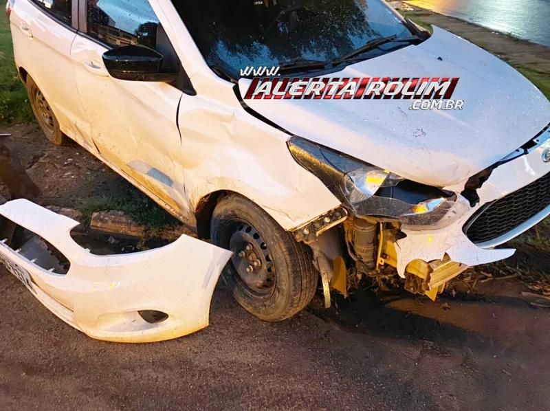 Motorista de carro avança preferencial, ocasiona acidente e foge do local, em Rolim de Moura Motorista de carro avança preferencial, ocasiona acidente e foge do local, em Rolim de Moura