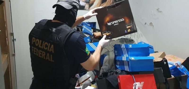 PF cumpre 35 mandados por fraude no auxílio emergencial em Rondônia e outros 7 estados PF cumpre 35 mandados por fraude no auxílio emergencial em Rondônia e outros 7 estados