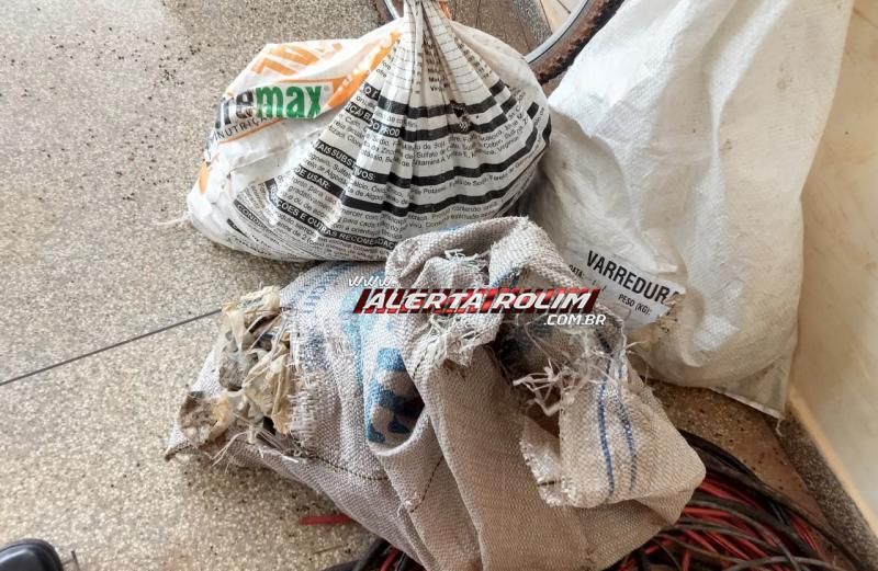 PM age rápido e impede furto na antiga Cibrazem; aproximadamente 100 kg de conectores de alumínio foram recuperados PM age rápido e impede furto na antiga Cibrazem; aproximadamente 100 kg de conectores de alumínio foram recuperados
