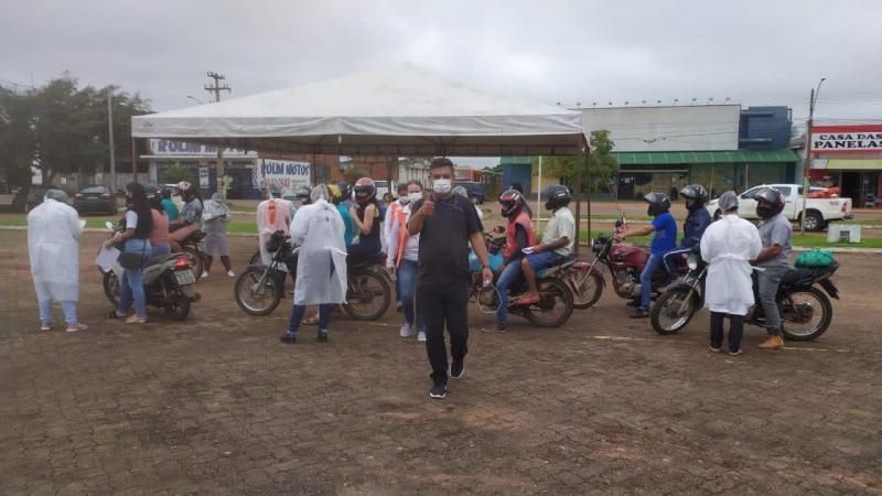 Testagem rápida em drive thru identificou 81 casos positivos em Rolim de Moura Testagem rápida em drive thru identificou 81 casos positivos em Rolim de Moura