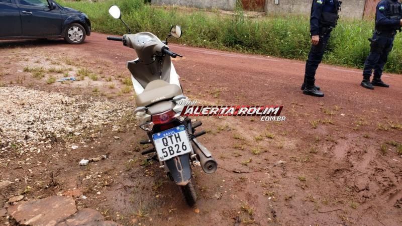 URGENTE – Durante ação rápida da PM, veículo roubado é recuperado e um suspeito foi preso URGENTE – Durante ação rápida da PM, veículo roubado é recuperado e um suspeito foi preso