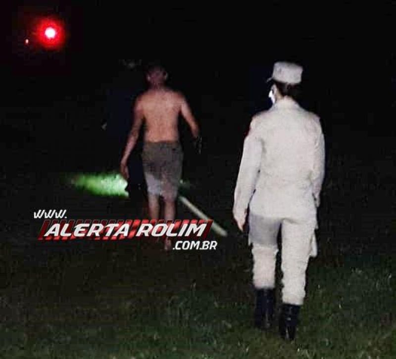 Equipes da PM e BM localizam motorista, que após capotar carro na RO-010, saiu em busca de ajuda e se perdeu próximo a Novo Horizonte do Oeste Equipes da PM e BM localizam motorista, que após capotar carro na RO-010, saiu em busca de ajuda e se perdeu próximo a Novo Horizonte do Oeste