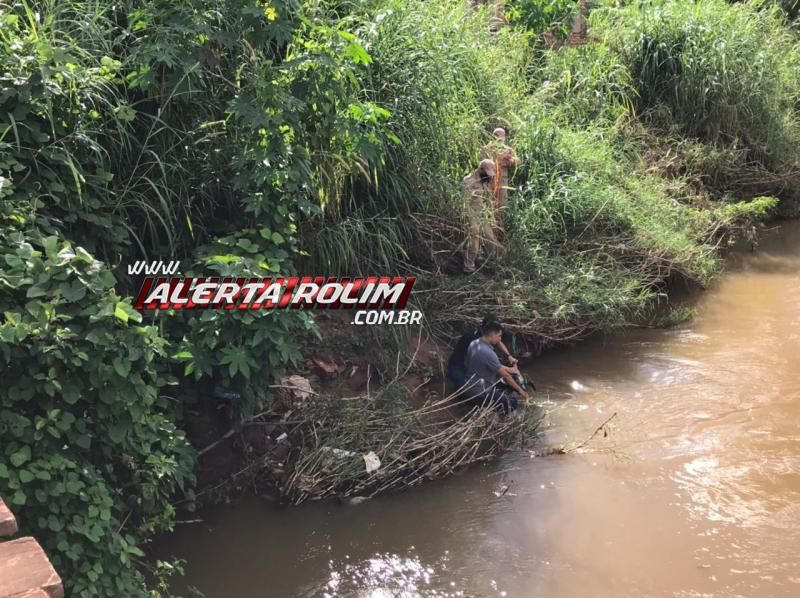 Em menos de uma semana, outro motociclista cai dentro do Rio Anta ao passar pela ponte da Avenida São Luís em Rolim de Moura Em menos de uma semana, outro motociclista cai dentro do Rio Anta ao passar pela ponte da Avenida São Luís em Rolim de Moura