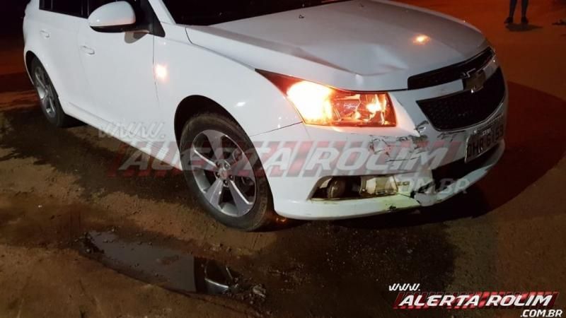 Entregador é socorrido pelos Bombeiros após se envolver em acidente de trânsito em Rolim de Moura Entregador é socorrido pelos Bombeiros após se envolver em acidente de trânsito em Rolim de Moura