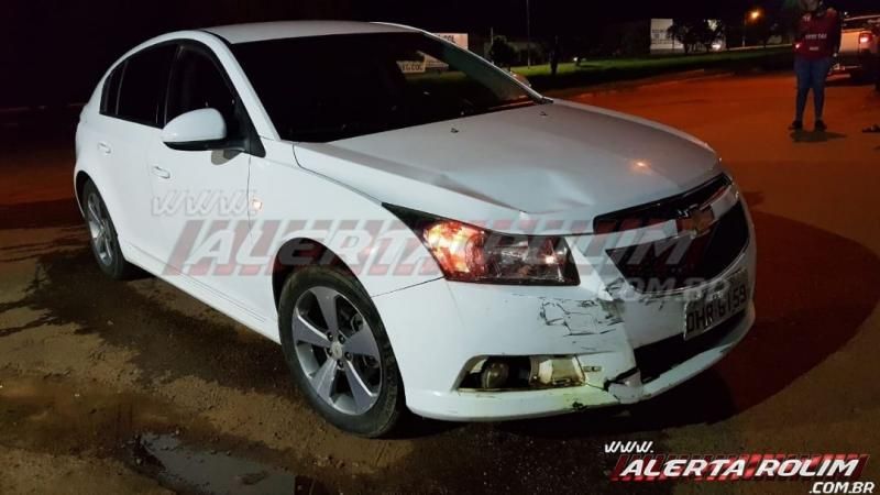 Entregador é socorrido pelos Bombeiros após se envolver em acidente de trânsito em Rolim de Moura Entregador é socorrido pelos Bombeiros após se envolver em acidente de trânsito em Rolim de Moura