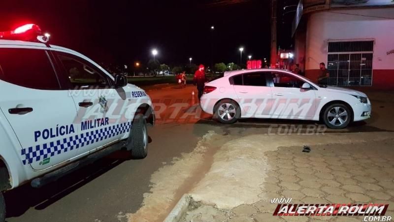 Entregador é socorrido pelos Bombeiros após se envolver em acidente de trânsito em Rolim de Moura Entregador é socorrido pelos Bombeiros após se envolver em acidente de trânsito em Rolim de Moura