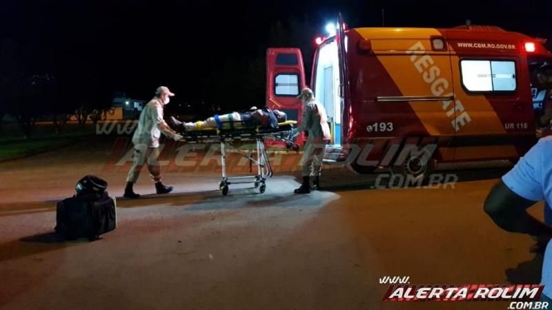 Entregador é socorrido pelos Bombeiros após se envolver em acidente de trânsito em Rolim de Moura Entregador é socorrido pelos Bombeiros após se envolver em acidente de trânsito em Rolim de Moura