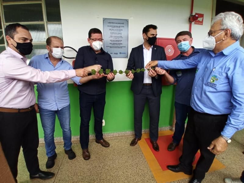 Governo do Estado de Rondônia incentiva a agricultura cafeeira Governo do Estado de Rondônia incentiva a agricultura cafeeira