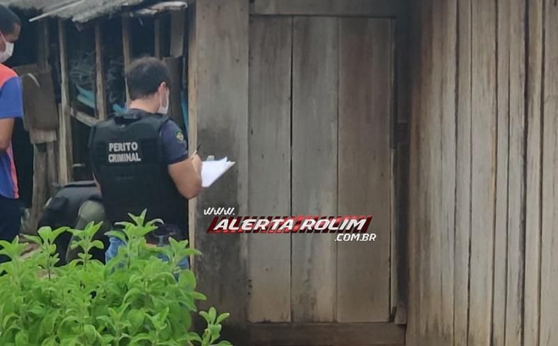 Homem é encontrado morto com vários disparos de arma de fogo, na área rural de Rolim de Moura Homem é encontrado morto com vários disparos de arma de fogo, na área rural de Rolim de Moura