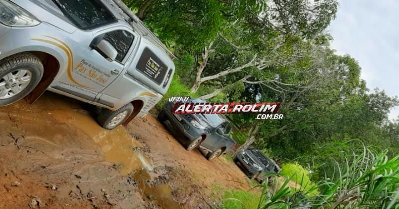 Homem é encontrado morto com vários disparos de arma de fogo, na área rural de Rolim de Moura Homem é encontrado morto com vários disparos de arma de fogo, na área rural de Rolim de Moura