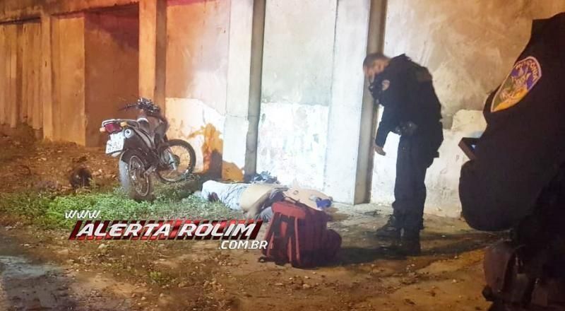 URGENTE - Homem que foi baleado em Rolim de Moura não resistiu e morreu nesta manhã de sexta-feira URGENTE - Homem que foi baleado em Rolim de Moura não resistiu e morreu nesta manhã de sexta-feira