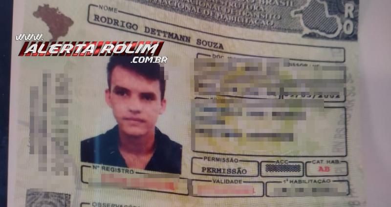 Jovem de 18 anos fica em estado grave após sofrer queda de moto na RO-010 entre Rolim de Moura e Nova Estrela Jovem de 18 anos fica em estado grave após sofrer queda de moto na RO-010 entre Rolim de Moura e Nova Estrela