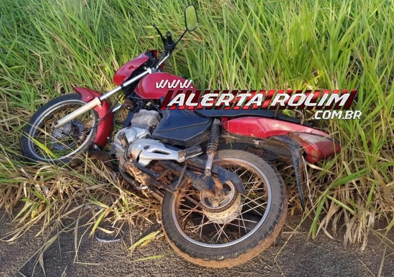 Moto roubada e utilizada em roubo em Distribuidora é recuperada pela Polícia Militar Moto roubada e utilizada em roubo em Distribuidora é recuperada pela Polícia Militar