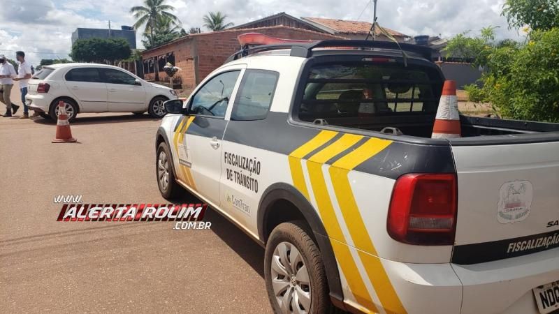 Mulher fica ferida após sua moto ser atingida por carro no Bairro Boa Esperança em Rolim de Moura Mulher fica ferida após sua moto ser atingida por carro no Bairro Boa Esperança em Rolim de Moura