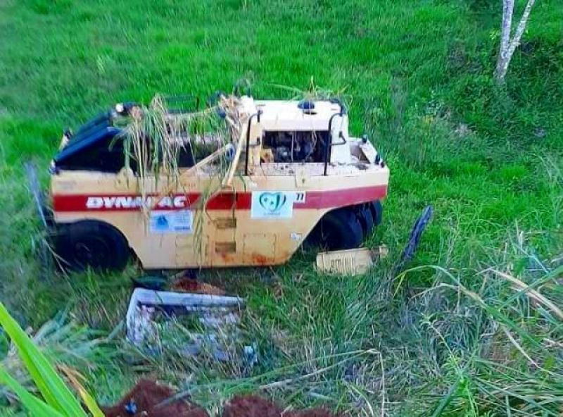 Operador de máquinas do DER morre após veículo dar problema; ele tentou pular, mas máquina passou por cima Operador de máquinas do DER morre após veículo dar problema; ele tentou pular, mas máquina passou por cima