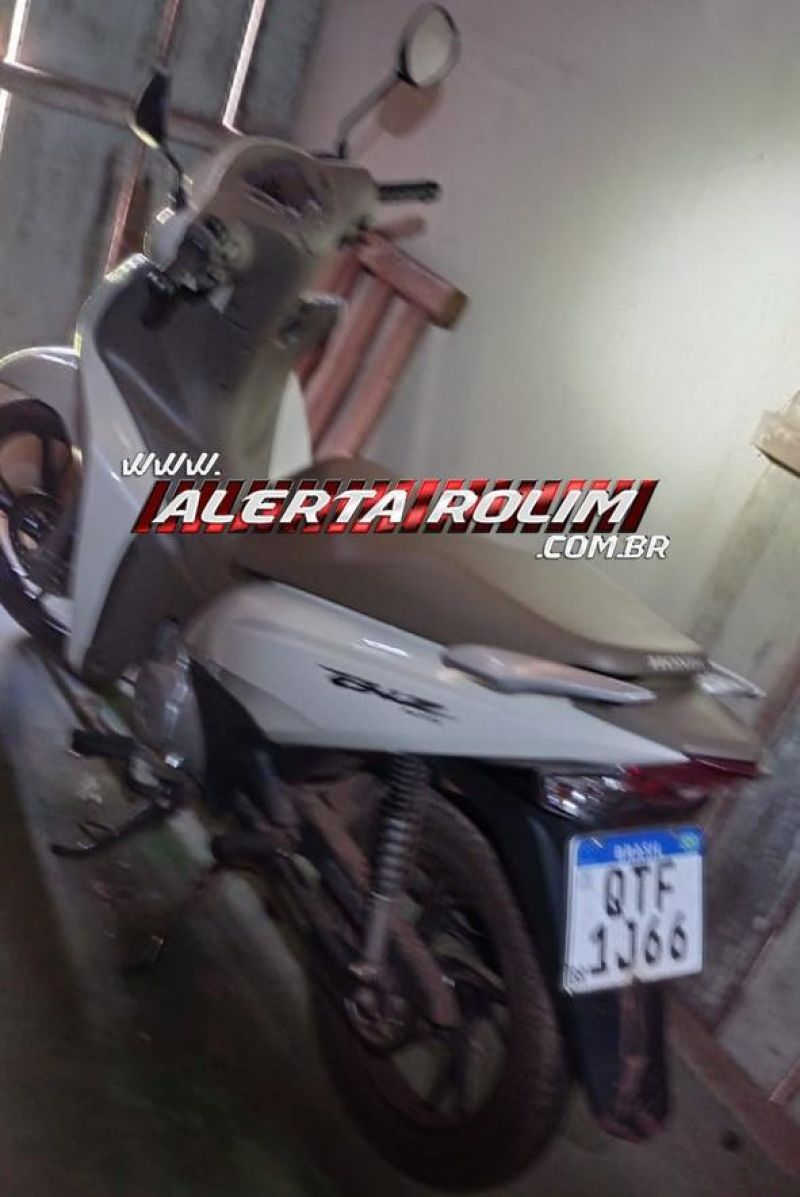 PM recupera Biz que foi roubada de mulher na última sexta-feira em Rolim de Moura PM recupera Biz que foi roubada de mulher na última sexta-feira em Rolim de Moura