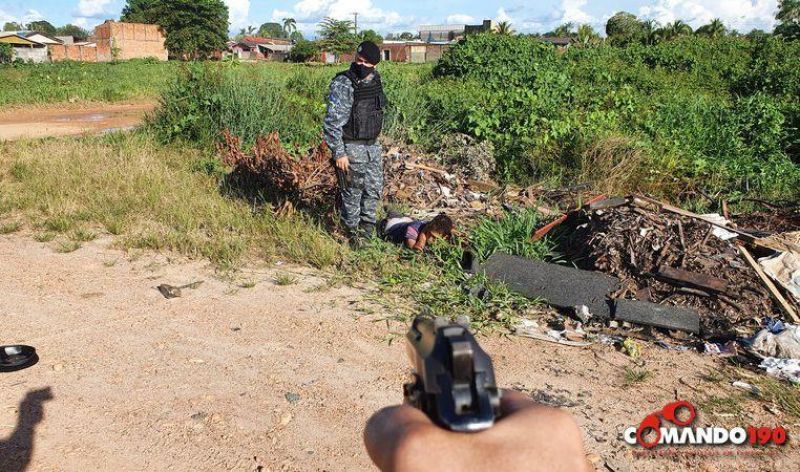 Polícia Militar apreende duas armas de fogo com apenado que usava tornozeleira eletrônica em Ji-Paraná Polícia Militar apreende duas armas de fogo com apenado que usava tornozeleira eletrônica em Ji-Paraná