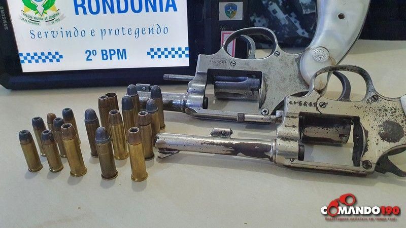 Polícia Militar apreende duas armas de fogo com apenado que usava tornozeleira eletrônica em Ji-Paraná Polícia Militar apreende duas armas de fogo com apenado que usava tornozeleira eletrônica em Ji-Paraná