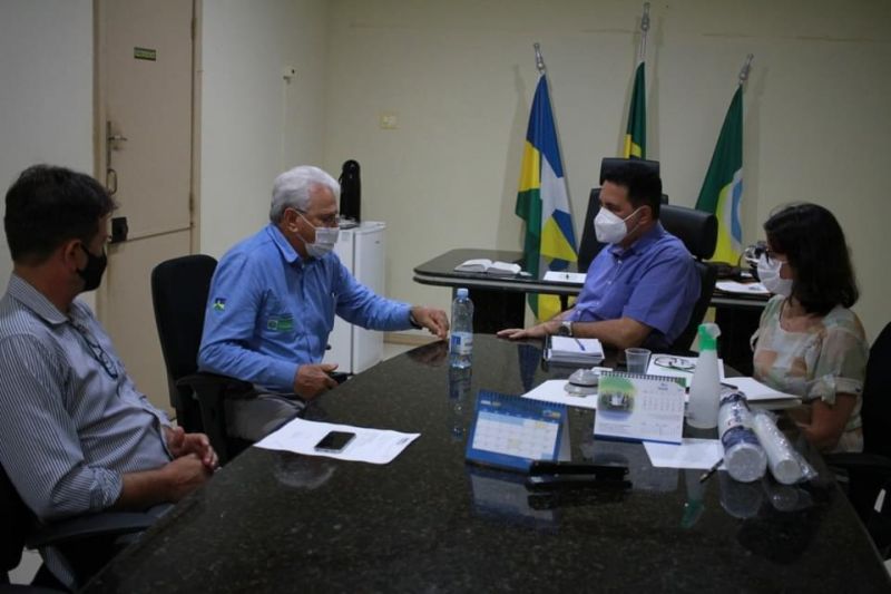 Prefeito Aldo Júlio se reúne com Vice-Governador José Jodan para pedir apoio na readequação do projeto de pavimentação asfáltica em Rolim de Moura