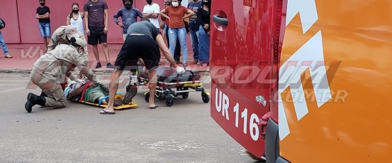 Acidente de trânsito com vítima é registrado no Centro de Rolim de Moura nesta tarde de quinta-feira Acidente de trânsito com vítima é registrado no Centro de Rolim de Moura nesta tarde de quinta-feira