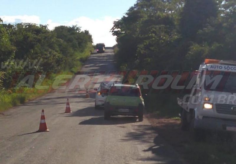 Acidente entre dois automóveis é registrado na RO-010 em Novo Horizonte Acidente entre dois automóveis é registrado na RO-010 em Novo Horizonte