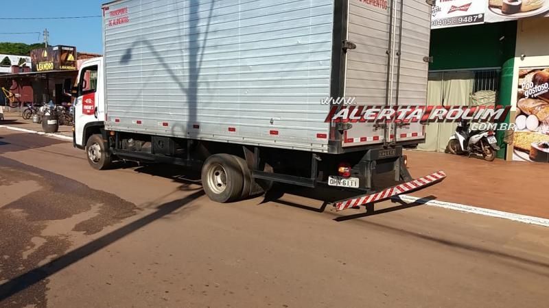 Em 24 horas, segundo acidente é registrado no mesmo cruzamento em Rolim de Moura - Vídeo Em 24 horas, segundo acidente é registrado no mesmo cruzamento em Rolim de Moura - Vídeo