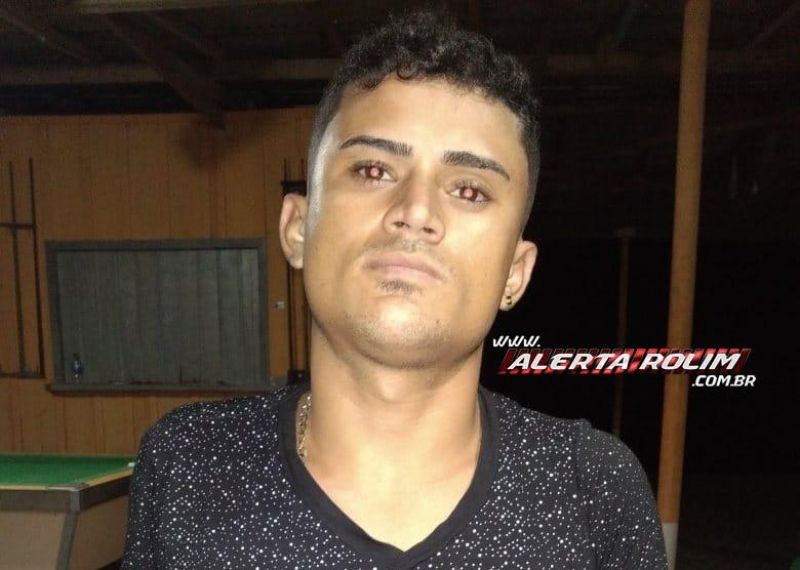 Homem é preso pela PM com arma de fogo em Rolim de Moura; uma moto roubada também foi apreendida Homem é preso pela PM com arma de fogo em Rolim de Moura; uma moto roubada também foi apreendida
