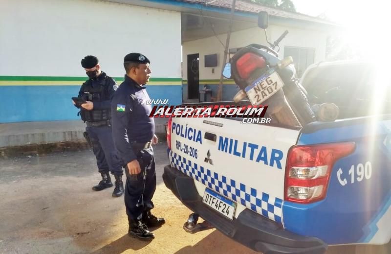 Veículo roubado é recuperado por Policial Militar em Rolim de Moura, enquanto estava a caminho para assumir o serviço Veículo roubado é recuperado por Policial Militar em Rolim de Moura, enquanto estava a caminho para assumir o serviço