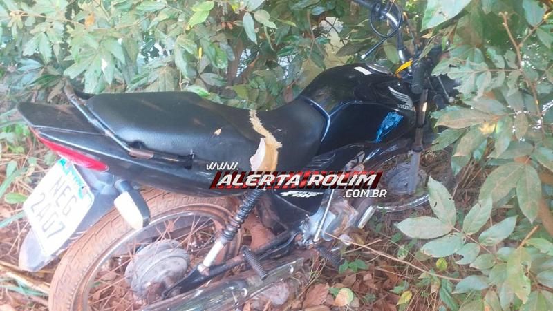 Veículo roubado é recuperado por Policial Militar em Rolim de Moura, enquanto estava a caminho para assumir o serviço Veículo roubado é recuperado por Policial Militar em Rolim de Moura, enquanto estava a caminho para assumir o serviço