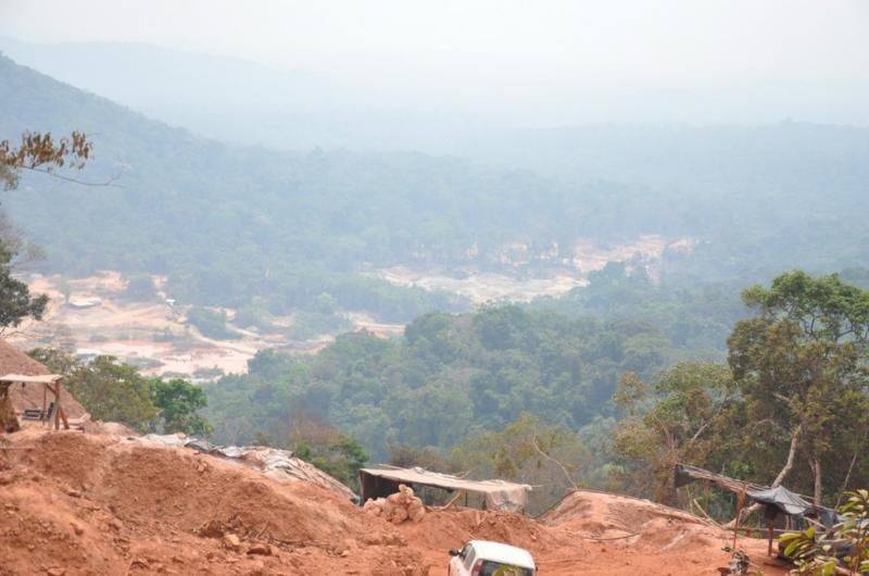 Acusado de triplo homicídio em garimpo em Mato Grosso é preso pela PM, durante OPERAÇÃO NARCO BRASIL, na área rural de Alta Floresta (RO) Acusado de triplo homicídio em garimpo em Mato Grosso é preso pela PM, durante OPERAÇÃO NARCO BRASIL, na área rural de Alta Floresta (RO)