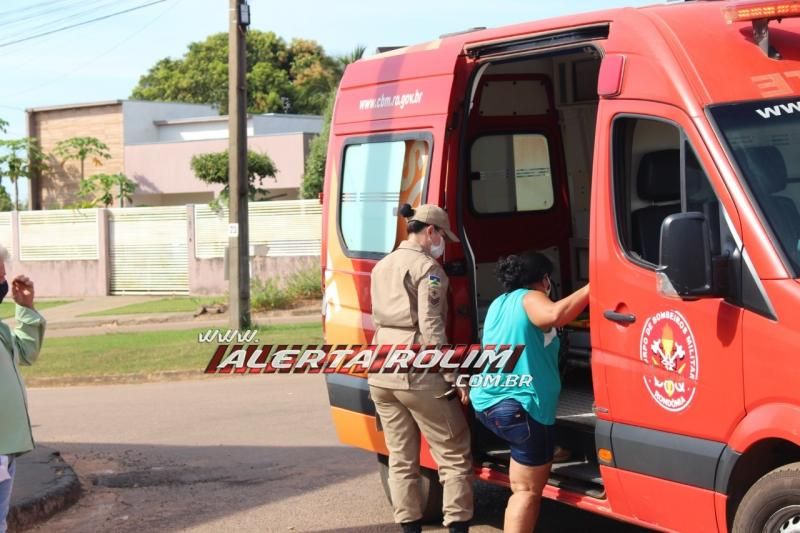 Colisão entre carro e moto deixa dois feridos nesta manhã de segunda-feira em Rolim de Moura Colisão entre carro e moto deixa dois feridos nesta manhã de segunda-feira em Rolim de Moura