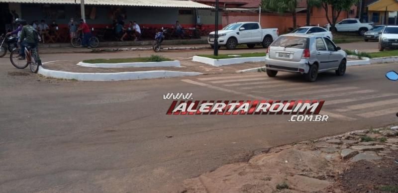 Em menos de uma semana, outro acidente de trânsito foi registrado no cruzamento das Avenidas Norte Sul e Recife, em Rolim de Moura Em menos de uma semana, outro acidente de trânsito foi registrado no cruzamento das Avenidas Norte Sul e Recife, em Rolim de Moura