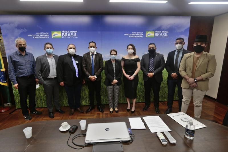 Jaqueline Cassol defende os produtores de soja em reunião com Ministra da Agricultura Jaqueline Cassol defende os produtores de soja em reunião com Ministra da Agricultura