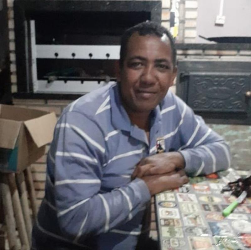 Morador de Santa Catarina está à procura do seu irmão Francisco Francelino da Silva, popular “Véiota” Morador de Santa Catarina está à procura do seu irmão Francisco Francelino da Silva, popular “Véiota”