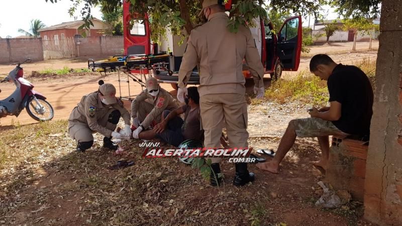 Motociclista foge do local após provocar acidente de trânsito que deixou duas pessoas feridas em Rolim de Moura Motociclista foge do local após provocar acidente de trânsito que deixou duas pessoas feridas em Rolim de Moura