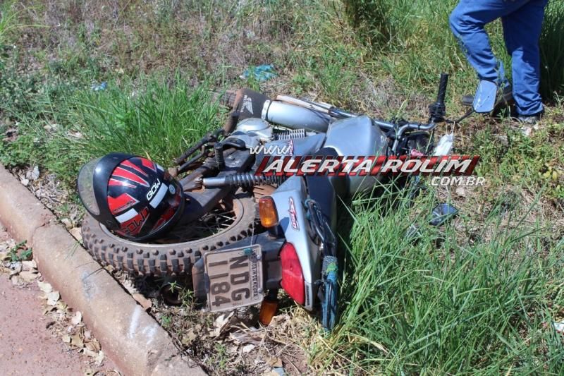 Motociclista fratura braço após ser atingido por carro em Rolim de Moura Motociclista fratura braço após ser atingido por carro em Rolim de Moura