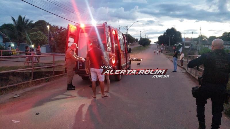 Motociclista é socorrido após passar sobre quebra-molas e sofrer queda em Rolim de Moura Motociclista é socorrido após passar sobre quebra-molas e sofrer queda em Rolim de Moura