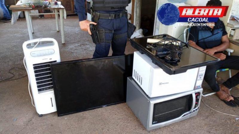 Polícia Militar desarticula fábrica caseira de armas de fogo em Cacoal Polícia Militar desarticula fábrica caseira de armas de fogo em Cacoal