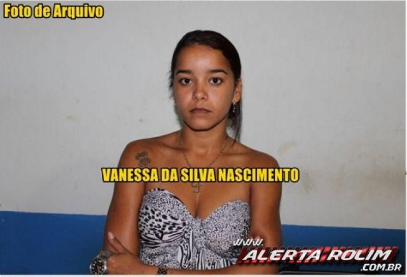 04 acusados de tráfico de drogas foram presos pela Polícia Civil em Rolim de Moura; drogas, vários objetos e mais de 12 mil reais foram apreendidos 04 acusados de tráfico de drogas foram presos pela Polícia Civil em Rolim de Moura; drogas, vários objetos e mais de 12 mil reais foram apreendidos