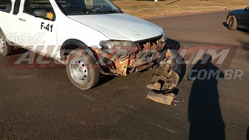 Acidente de trânsito na manhã desta sexta-feira resulta em um ferido em Rolim de Moura Acidente de trânsito na manhã desta sexta-feira resulta em um ferido em Rolim de Moura