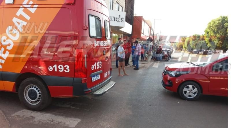 Acidente de trânsito nesta manhã de quarta-feira na região central de Rolim de Moura resulta em uma vítima Acidente de trânsito nesta manhã de quarta-feira na região central de Rolim de Moura resulta em uma vítima
