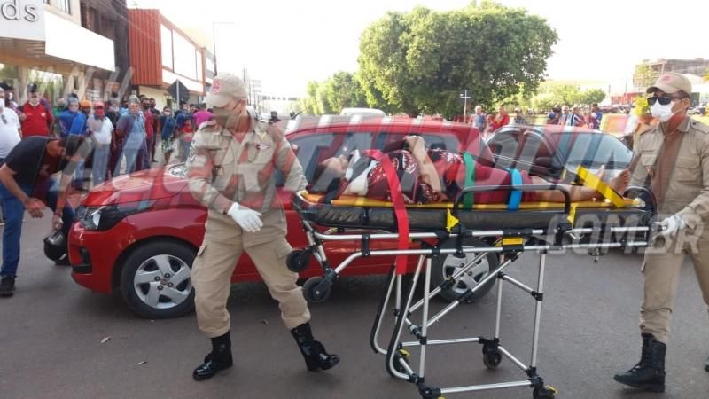 Acidente de trânsito nesta manhã de quarta-feira na região central de Rolim de Moura resulta em uma vítima Acidente de trânsito nesta manhã de quarta-feira na região central de Rolim de Moura resulta em uma vítima